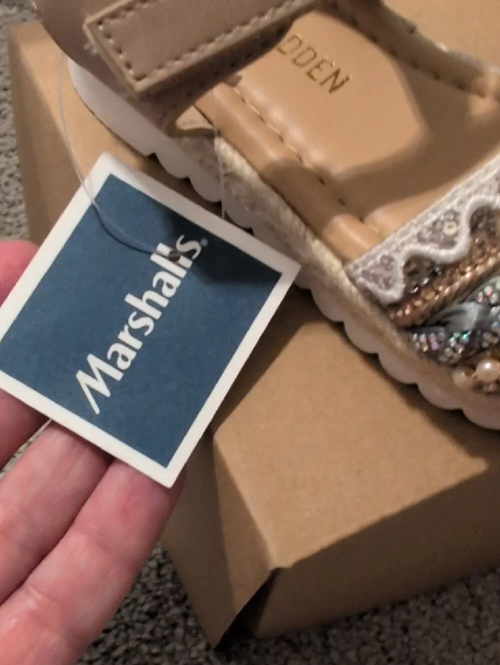 Steve Madden pretty beige